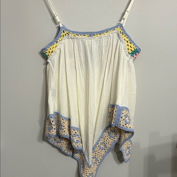 POL Cream Top with Pastel Crochet Accents - Picture 3 of 9